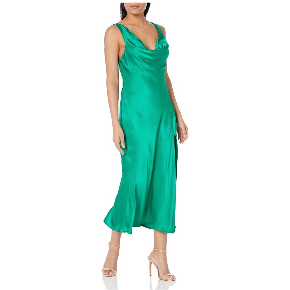 ASTR Cristella Dress - Kelly Emerald Green